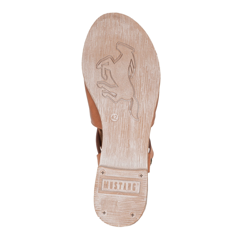 detail Dámské sandály MUSTANG 1388808-307 hnědá S4