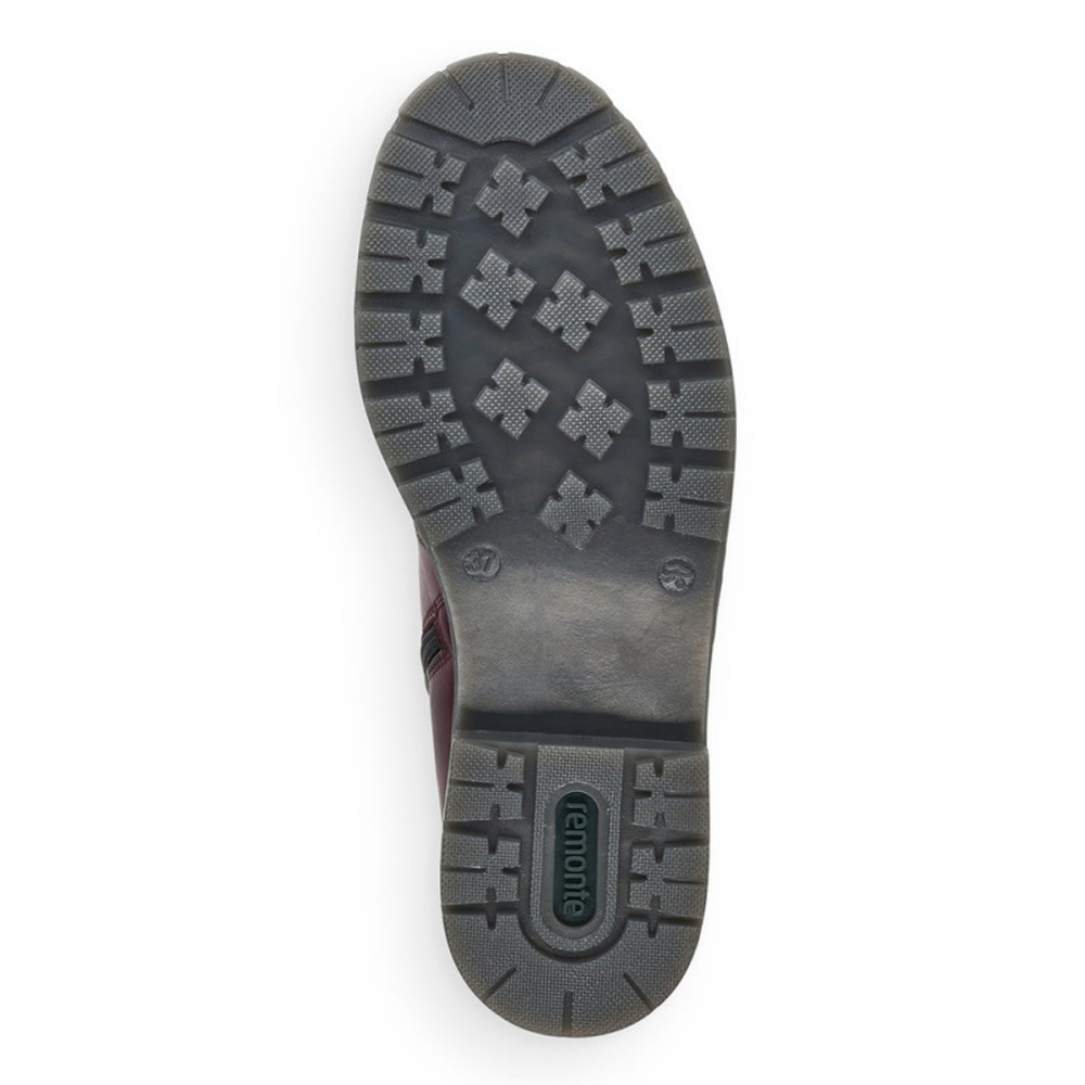 detail Dámská kotníková obuv REMONTE D4871-35 červená W2