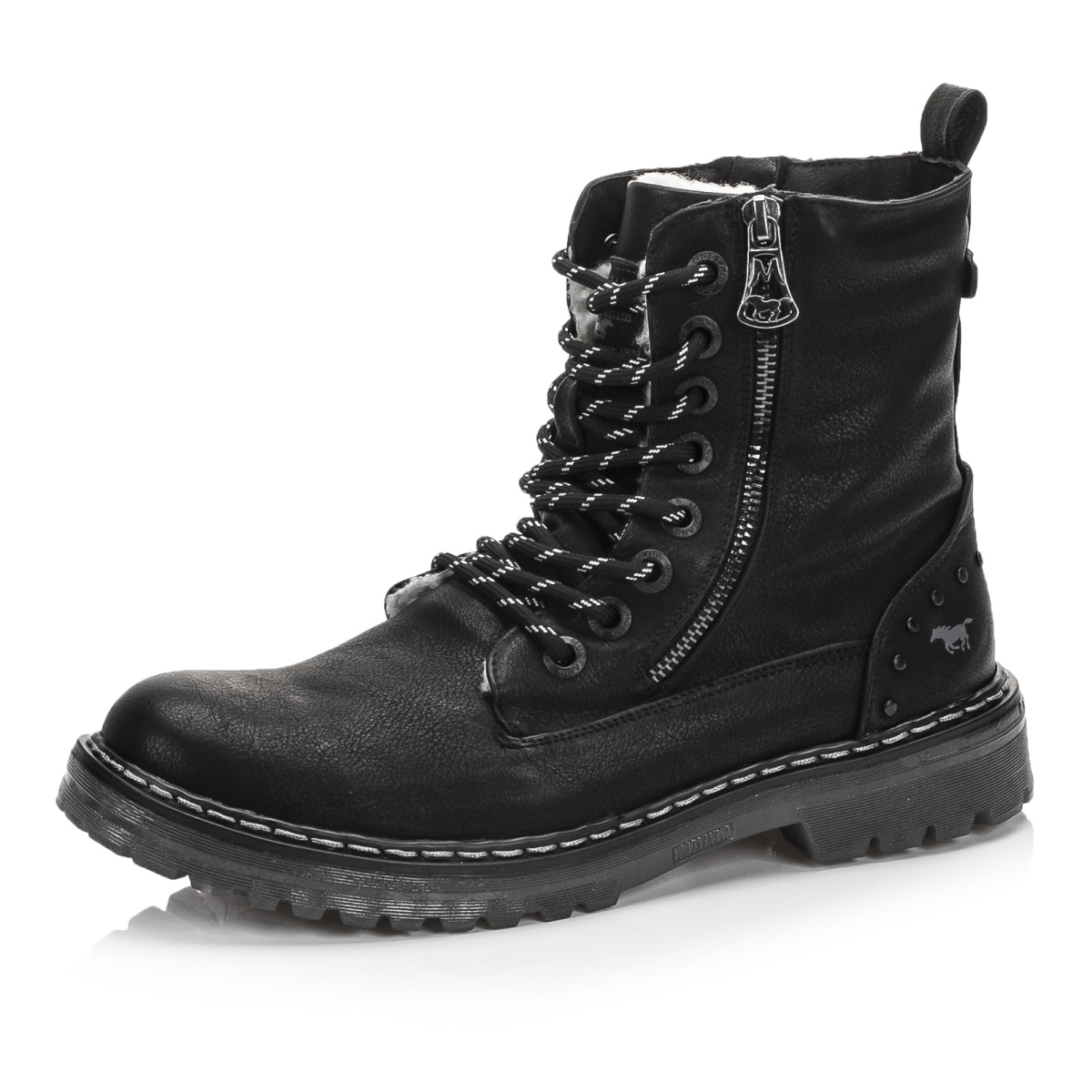 detail Dámská kotníková obuv MUSTANG 1366601-9 černá W1