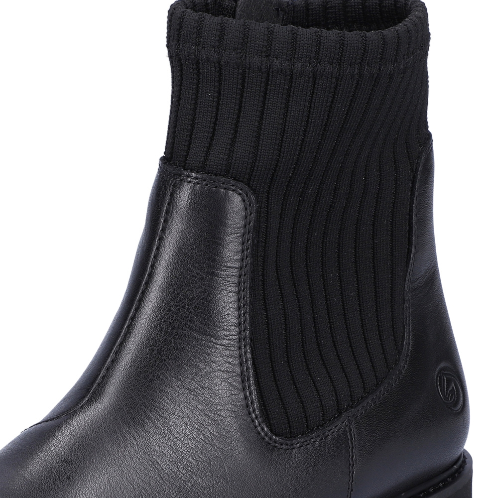 detail Dámská kotníková obuv REMONTE D8696-01 černá W2