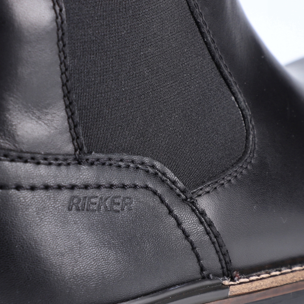 detail Pánská kotníková obuv RIEKER B1360-00 černá W2