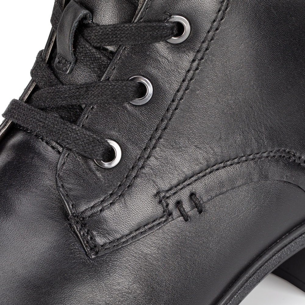 detail Dámská kotníková obuv TAMARIS 85100-29-001 černá W2