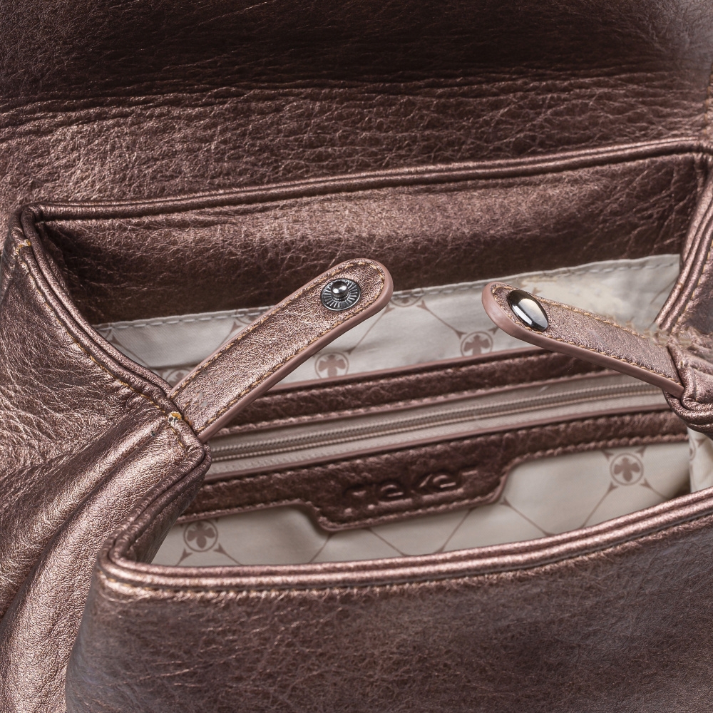 detail Dámský batoh RIEKER H2250-C024 hnědá W1